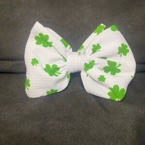 Little lopers big bow